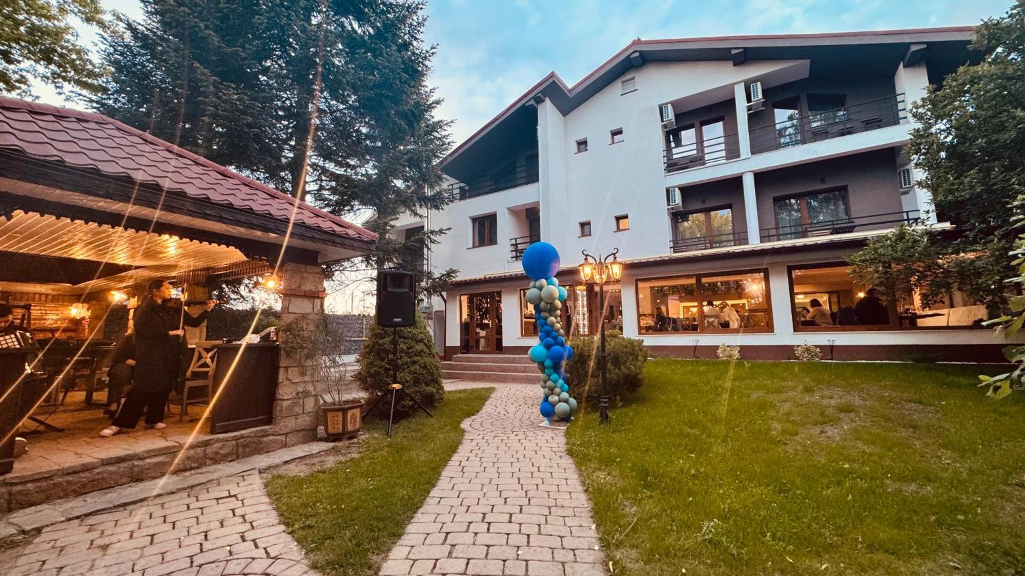 Pensiunea Waldor Bacău Exterior foto